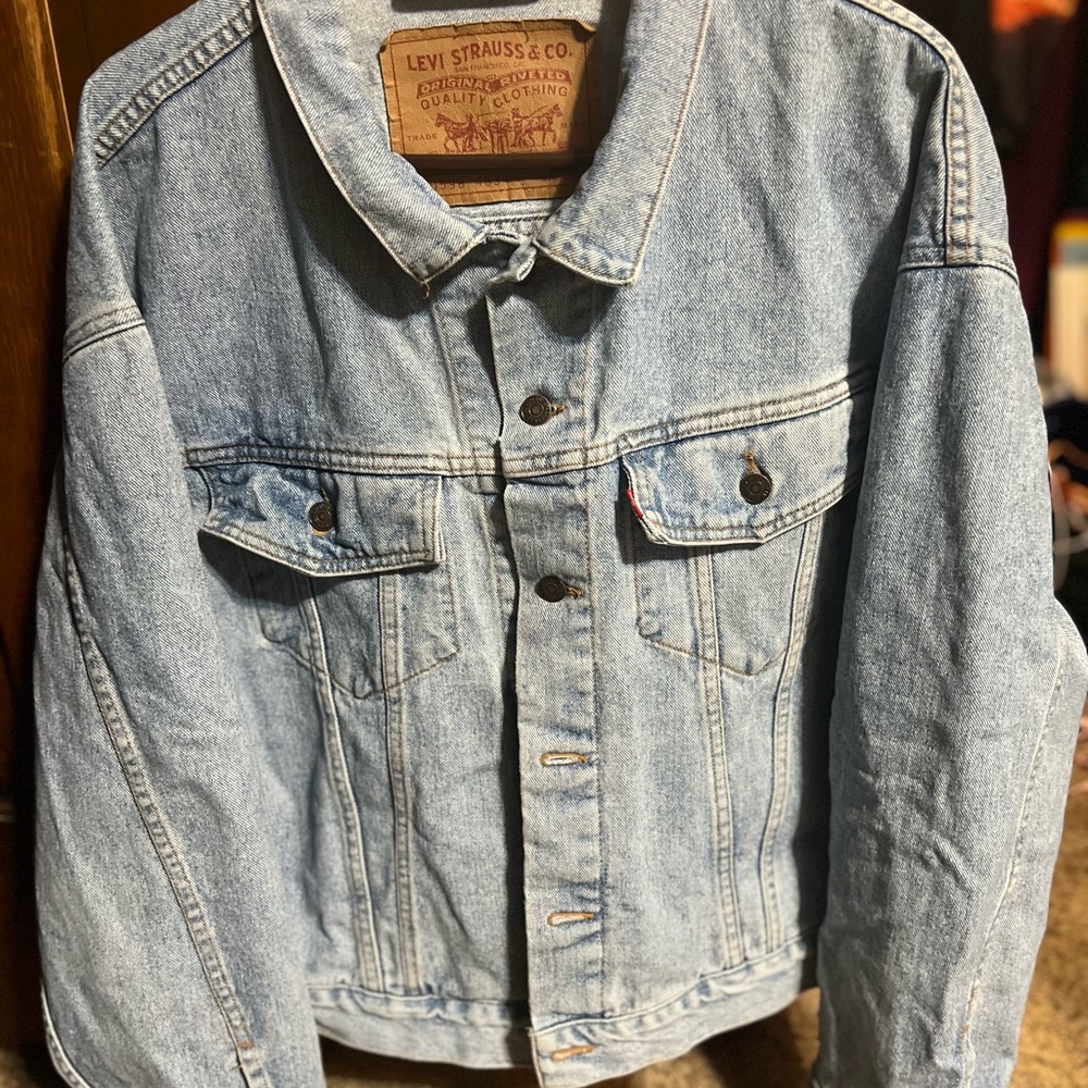 LEVI'S Original Womens Trucker Jacket Light Wash-was sold but order was canceled